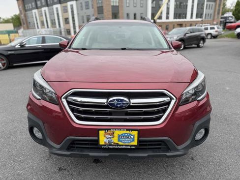 Used 2018 Subaru Outback 2.5i Premium AWD/4WD image 2