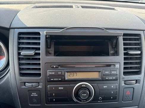 Used 2011 Nissan Versa 1.8 S w/ PWR Plus Pkg image 6