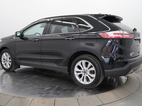 Used 2020 Ford Edge Titanium w/ Equipment Group 301A image 5