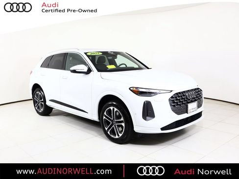 Certified 2025 Audi Q5 Premium w/ Convenience Package AWD/4WD image 1