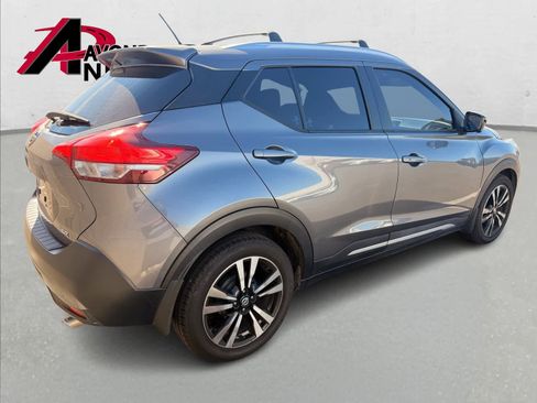 Certified 2018 Nissan Kicks SR w/ Premium Package image 4