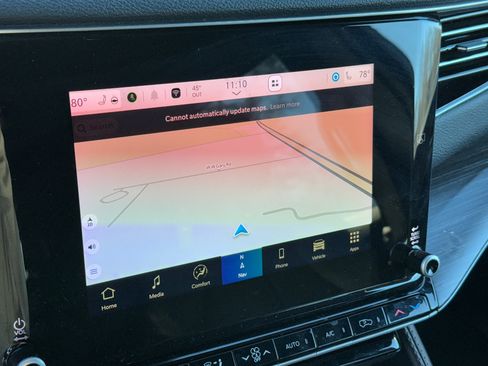 Used 2024 Jeep Wagoneer Series II w/ Flexible Seating Group image 25