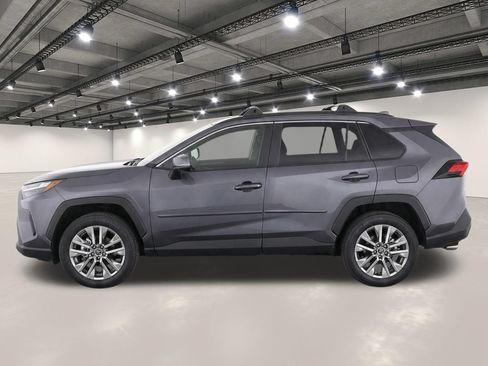 Used 2025 Toyota RAV4 XLE Premium FWD image 6