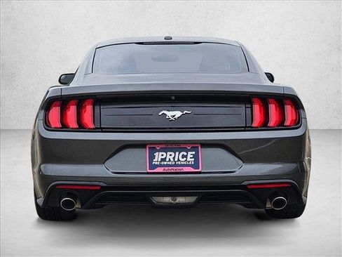 Used 2020 Ford Mustang Coupe RWD image 7
