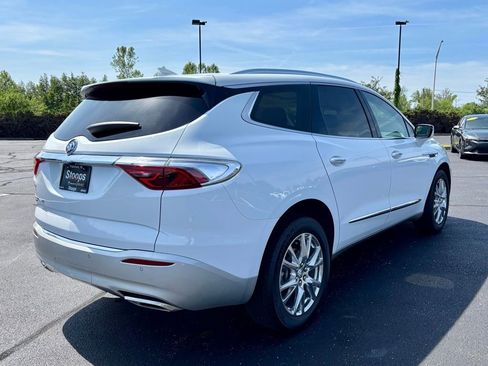 Used 2023 Buick Enclave Essence w/ Experience Buick Package AWD/4WD image 8