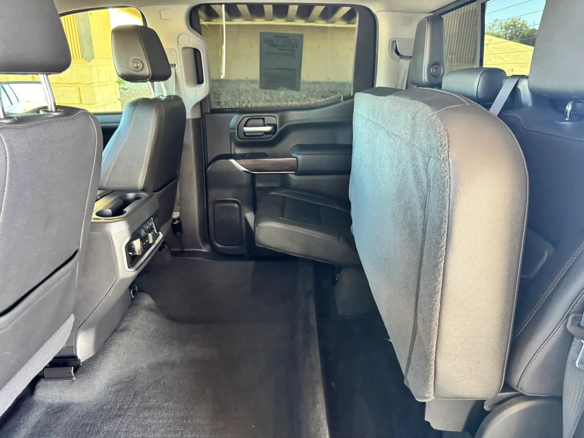 Used 2021 GMC Sierra 1500 SLT AWD/4WD image 21