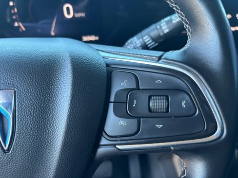 Used 2025 Buick Encore GX Preferred image 29