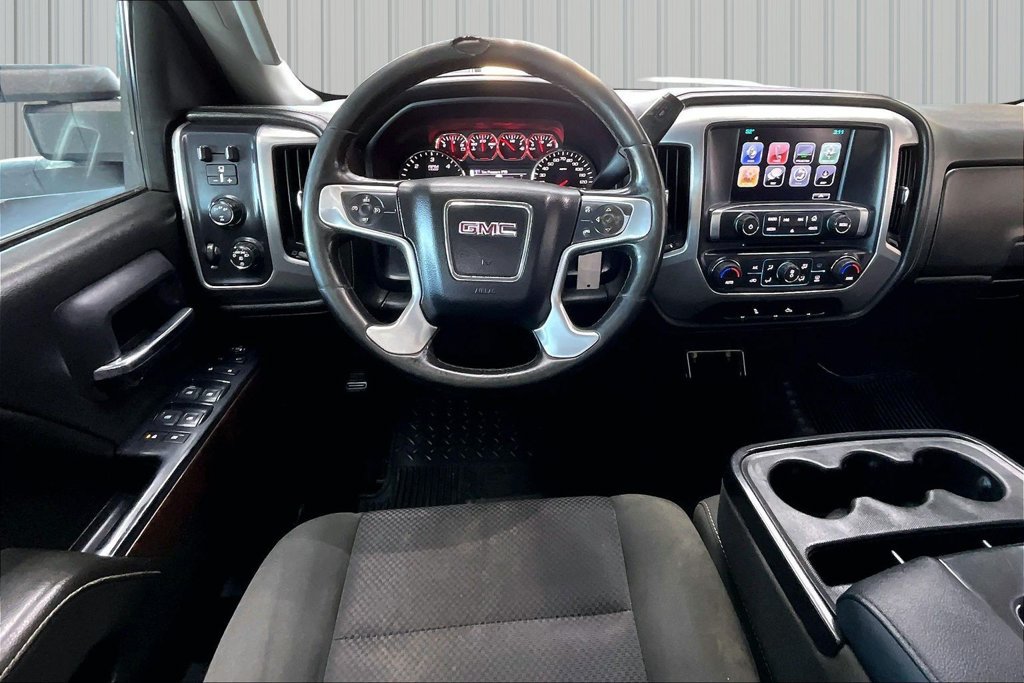 Used 2017 GMC Sierra 2500 SLE w/ HD SLE Preferred Plus Package AWD/4WD image 8