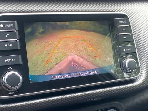Used 2020 Nissan Kicks SV FWD image 24