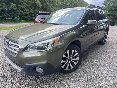 Used 2017 Subaru Outback 2.5i Limited AWD/4WD image 1