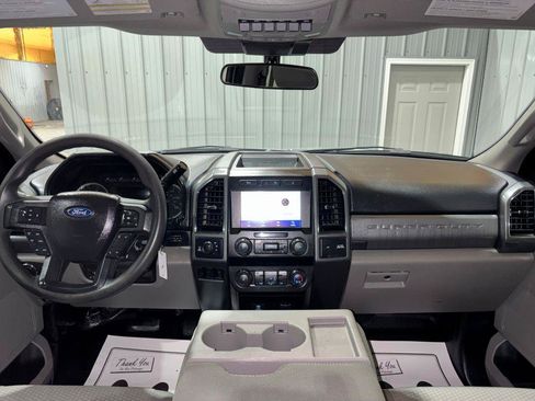 Used 2020 Ford F250 XLT w/ XLT Value Package AWD/4WD image 17