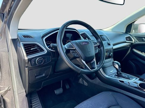 Used 2016 Ford Edge SEL FWD image 9