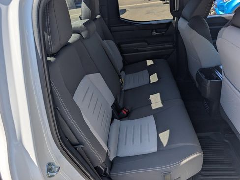 Used 2025 Toyota Tacoma 4x4 Double Cab image 5