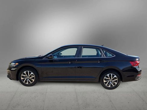 Used 2024 Volkswagen Jetta S image 5
