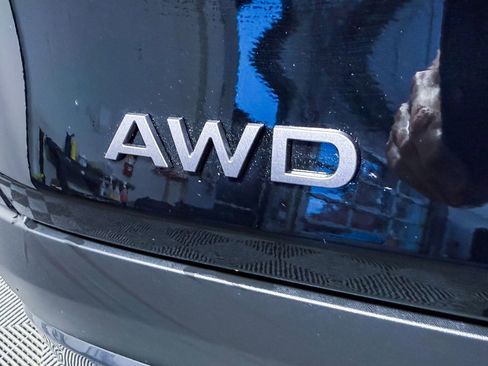 New 2026 Nissan Murano SL image 9