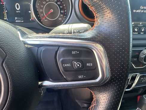 Used 2021 Jeep Gladiator Mojave AWD/4WD image 15