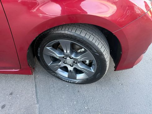 Used 2015 Toyota Sienna SE Premium image 15