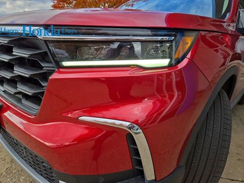 New 2025 Honda Pilot EX-L image 7