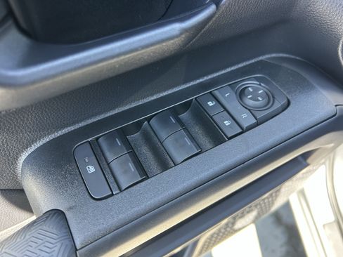 Certified 2026 Toyota 4Runner SR5 AWD/4WD image 27
