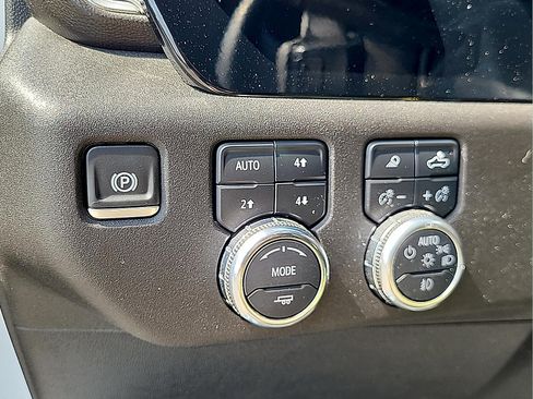 Used 2024 GMC Sierra 1500 Elevation w/ Elevation Premium Package AWD/4WD image 23
