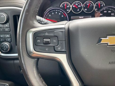 Used 2022 Chevrolet Silverado 1500 LTZ w/ LTZ Convenience Package II AWD/4WD image 18