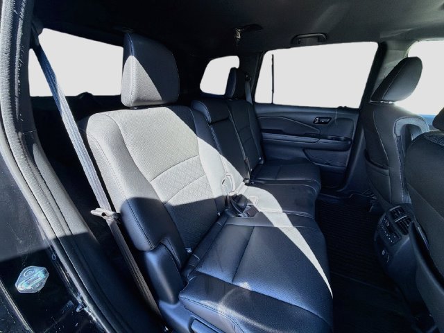 Used 2023 Honda Passport Elite image 21
