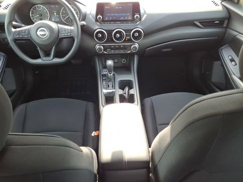 Used 2024 Nissan Sentra S FWD image 10