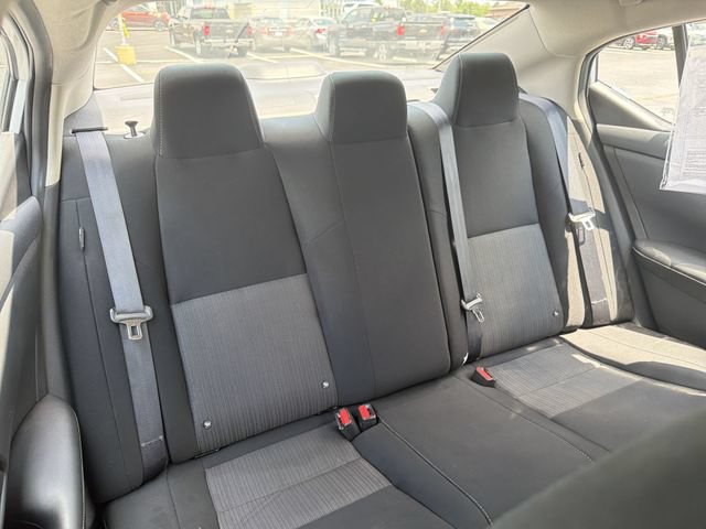 Used 2024 Nissan Sentra SV FWD image 17