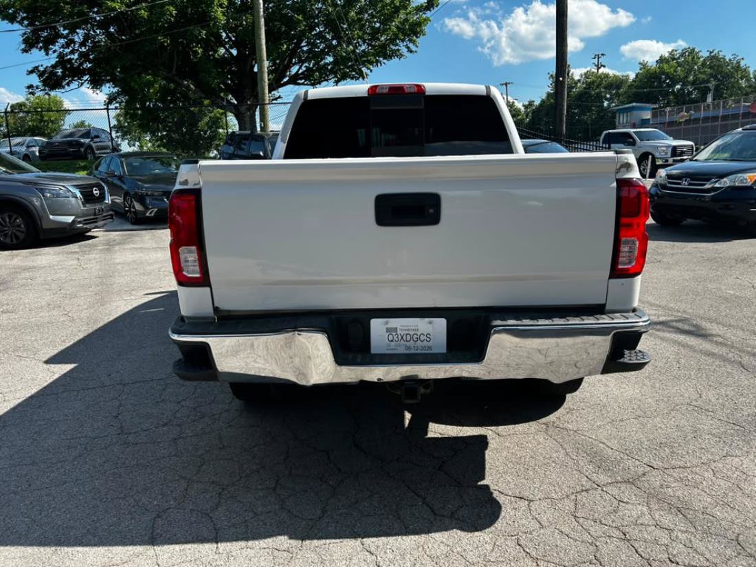 Used 2016 Chevrolet Silverado 1500 LTZ AWD/4WD image 6