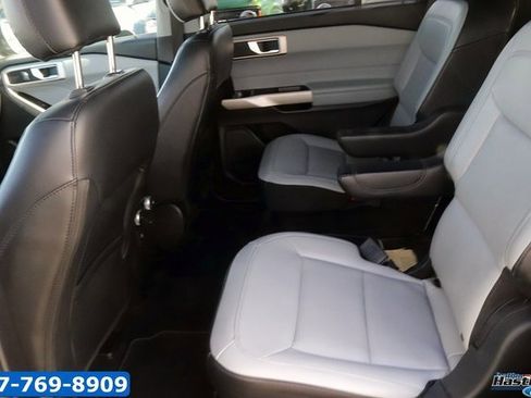 Used 2021 Ford Explorer XLT w/ Equipment Group 202A image 13