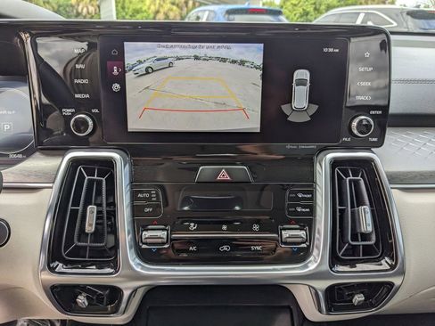Certified 2023 Kia Sorento SX FWD image 25