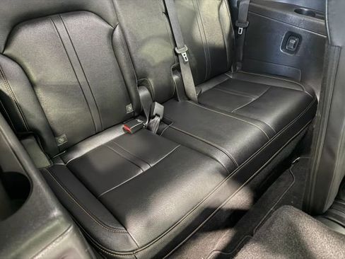 Used 2025 MAZDA CX-90 3.3 Turbo w/ Preferred Package AWD/4WD image 34