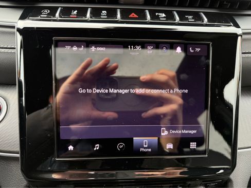 Used 2025 Jeep Grand Cherokee L Altitude image 21