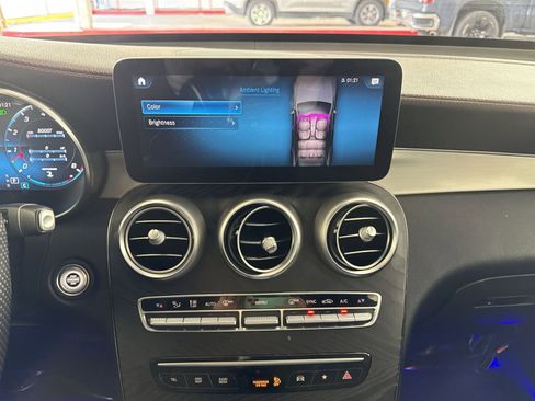 Used 2021 Mercedes-Benz GLC 43 AMG 4MATIC image 21