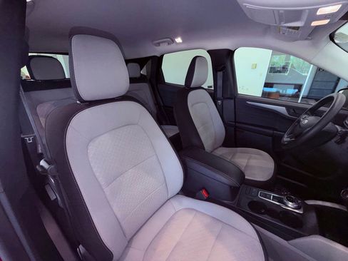 Used 2025 Ford Escape Active FWD image 10