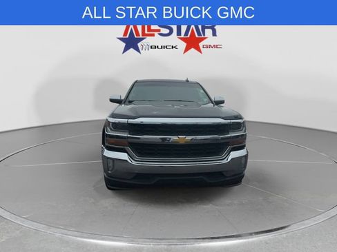 Used 2018 Chevrolet Silverado 1500 LT w/ Texas Edition RWD image 2