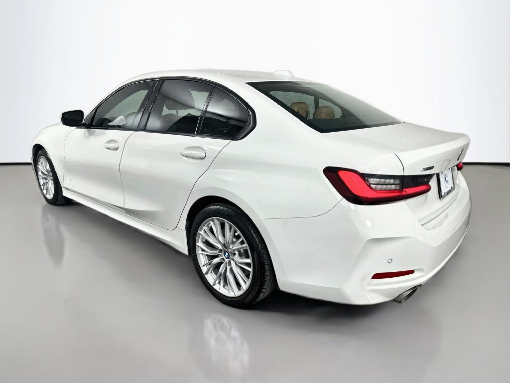 Used 2023 BMW 330i xDrive Sedan w/ Driving Assistance Package AWD/4WD image 7