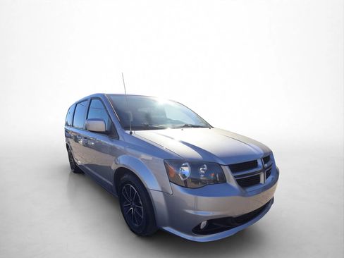 Used 2019 Dodge Grand Caravan GT FWD image 7