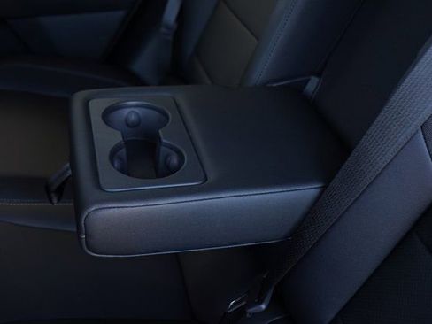 New 2026 Chevrolet Equinox EV LT image 24