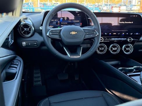 New 2026 Chevrolet Blazer EV LT image 8