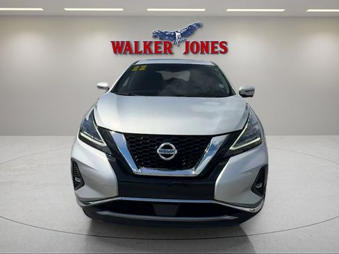 Used 2022 Nissan Murano SL w/ SL Moonroof Package FWD image 2