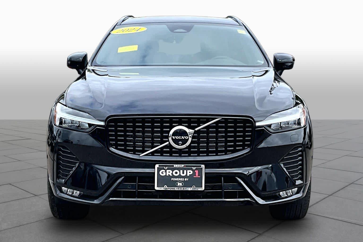 Used 2024 Volvo XC60 B5 Plus w/ Climate Package AWD/4WD image 4