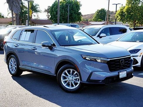 Used 2025 Honda CR-V EX image 3