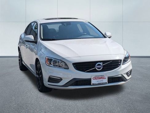 Used 2018 Volvo S60 T5 Dynamic w/ Vision Package image 3