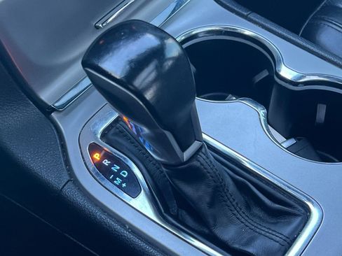 Used 2021 Jeep Grand Cherokee Limited w/ Luxury Group II image 22