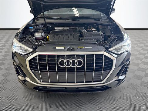 Used 2025 Audi Q3 2.0T Premium w/ Convenience Package AWD/4WD image 31