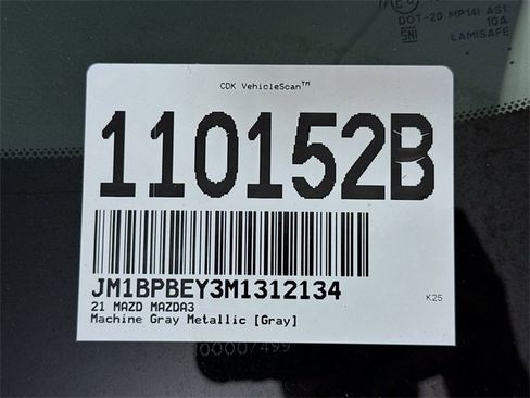 Used 2021 MAZDA MAZDA3 Premium Plus image 31
