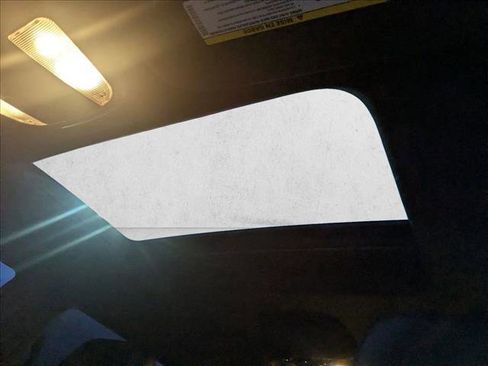 Used 2018 Dodge Durango R/T w/ Blacktop Package image 17