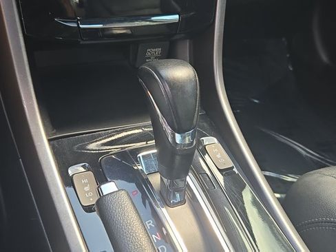 Used 2016 Honda Accord EX-L image 12