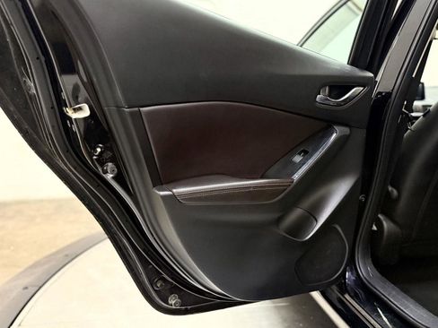 Used 2018 MAZDA MAZDA3 Grand Touring FWD image 15